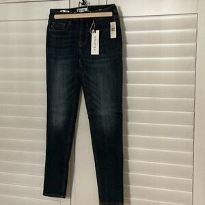 Vigoss Women's Deep Indigo Skinny Jeans - New with Tags!!!